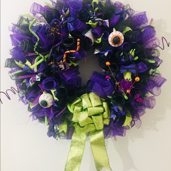 Halloween wreath - Picture 1 of 1